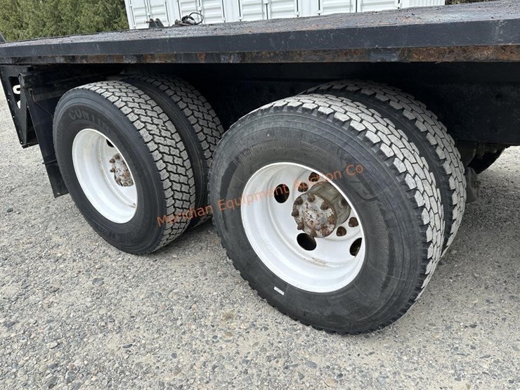 2007-kenworth-t300-image-16