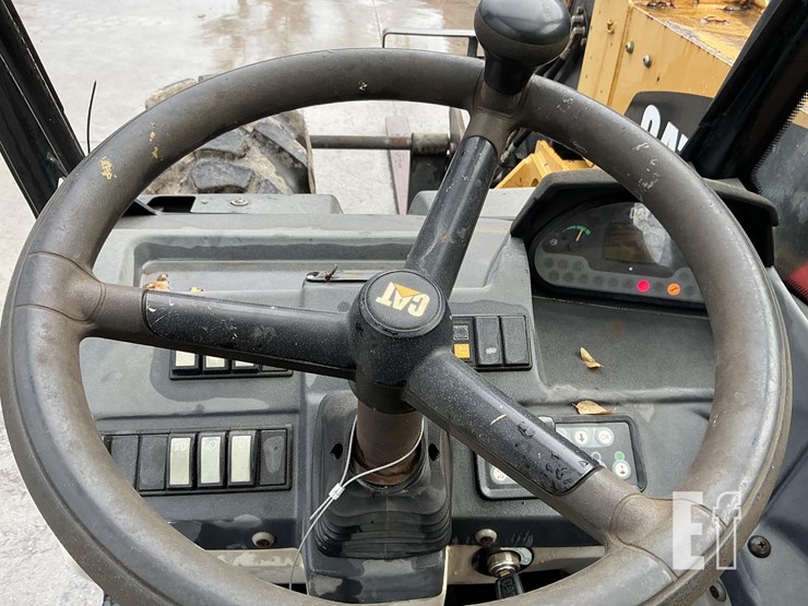2014-caterpillar-th407c-image-12