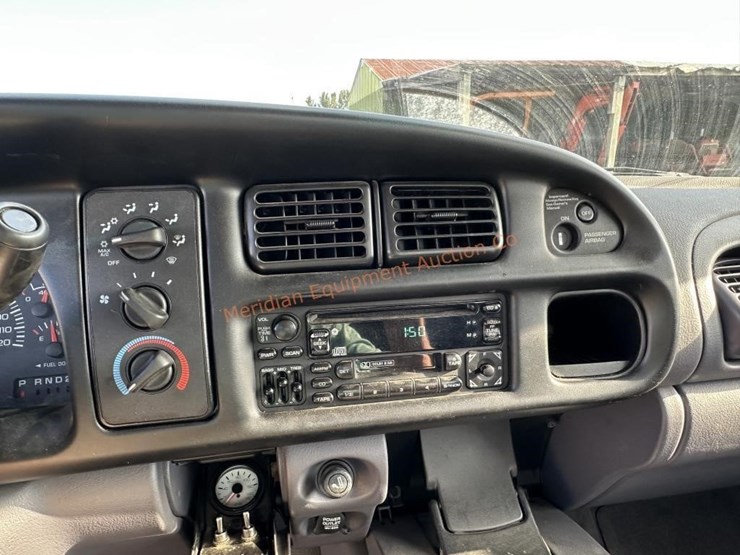 1999-dodge-ram-3500-image-26