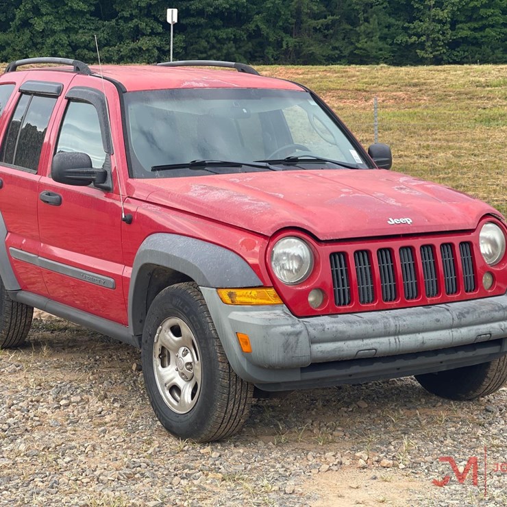 2005 JEEP LIBERTY