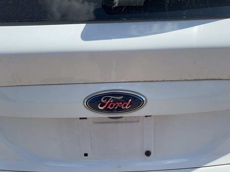 2014-ford-escape-image-12