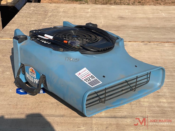 veloproelectric-carpet-dryer-image-1
