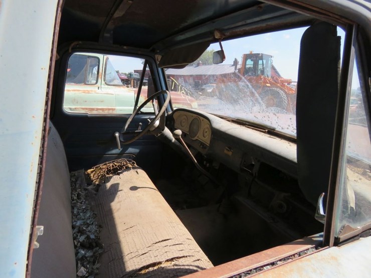 1966-ford-f250-image-3