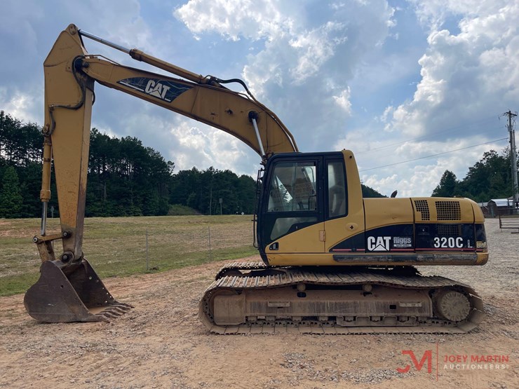 2003-caterpillar-320c-image-2