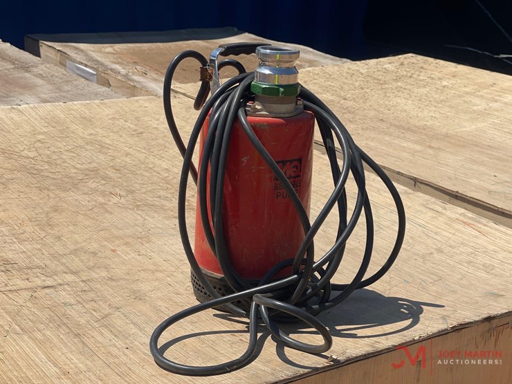 2'-submersible-trash-pump-image-1