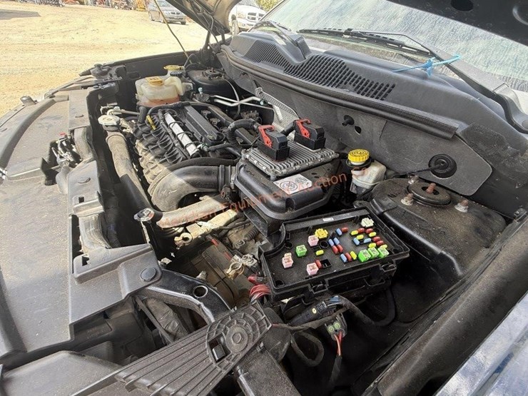 2013-jeep-compass-latitude-image-11