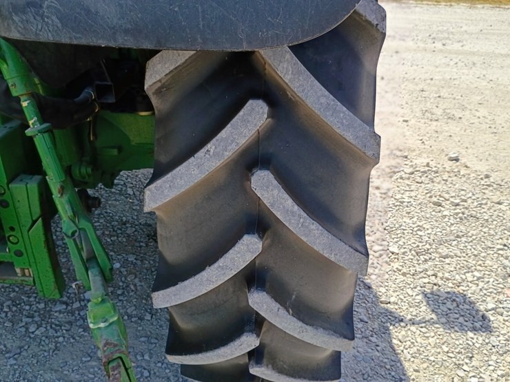 john-deere-6430-image-81