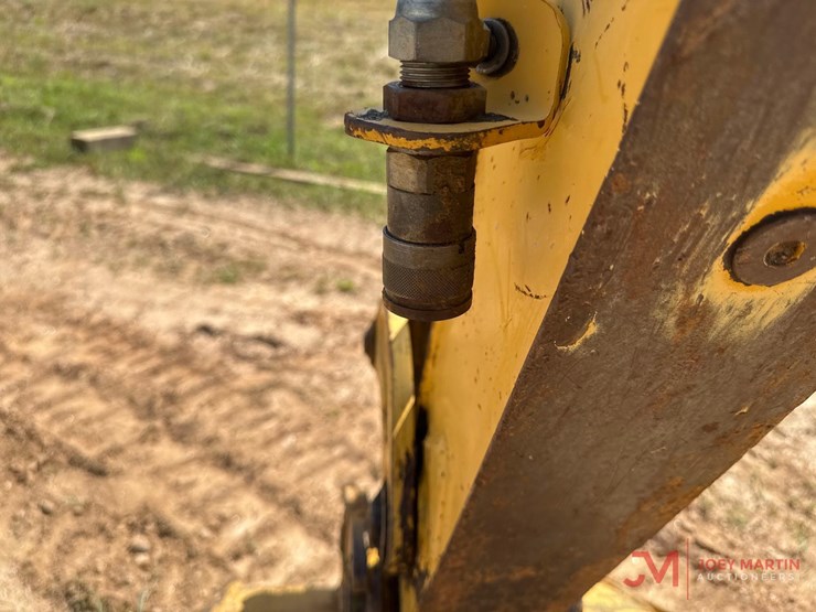 deere-110-image-17