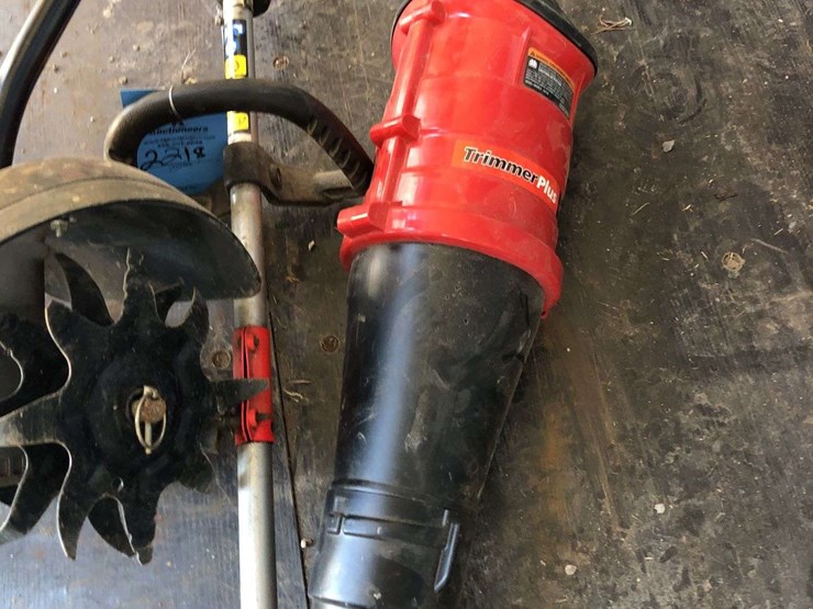 craftsman-weedeater-with-leaf-blower-and-tiller-image-8