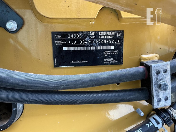 2019-caterpillar-249d3-image-19