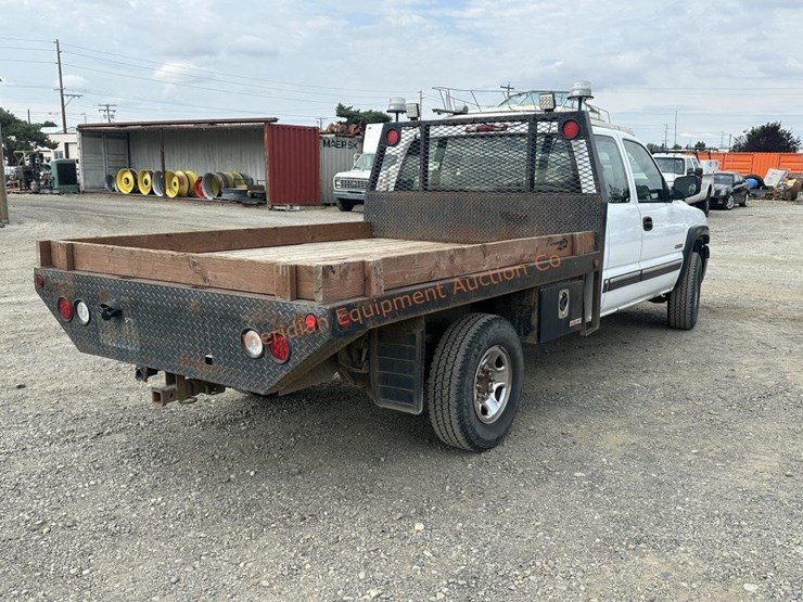 2000-chevrolet-k2500-image-5