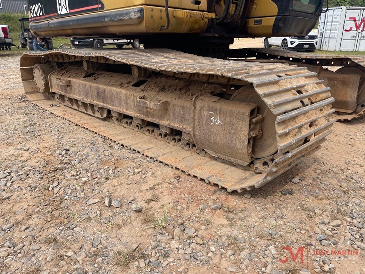 2003-caterpillar-320c-image-10