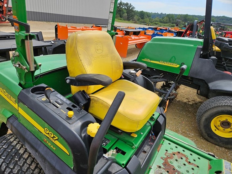 john-deere-997-image-19