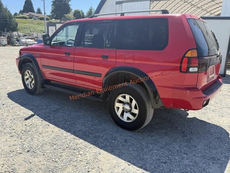 2001-mitsubishi-montero-sport-image-5