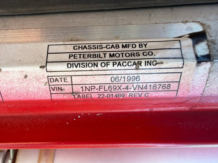 1997-peterbilt-378-image-130