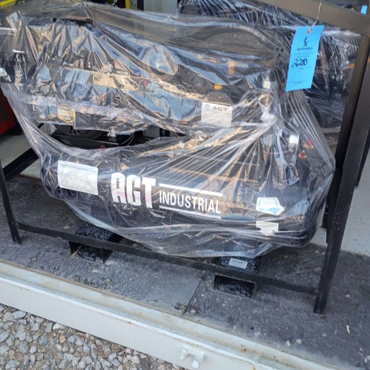 UNUSED AGT INDUSTRIAL AIR COMPRESSOR