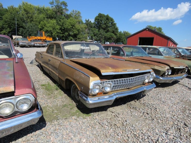 1963-chevrolet-belair-4dr-sedan-image-1