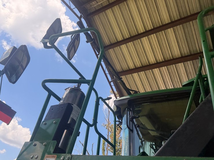 2015-john-deere-cp690-image-59
