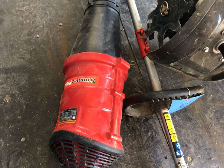 craftsman-weedeater-with-leaf-blower-and-tiller-image-6