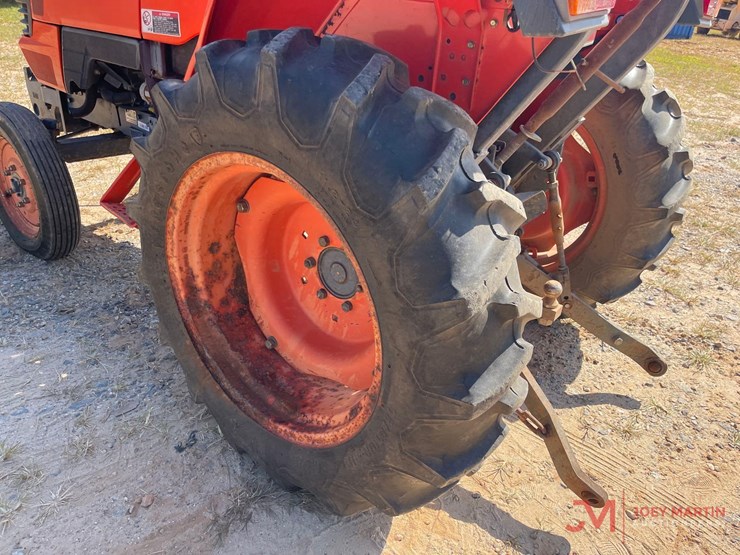 kubota-l2800-image-11