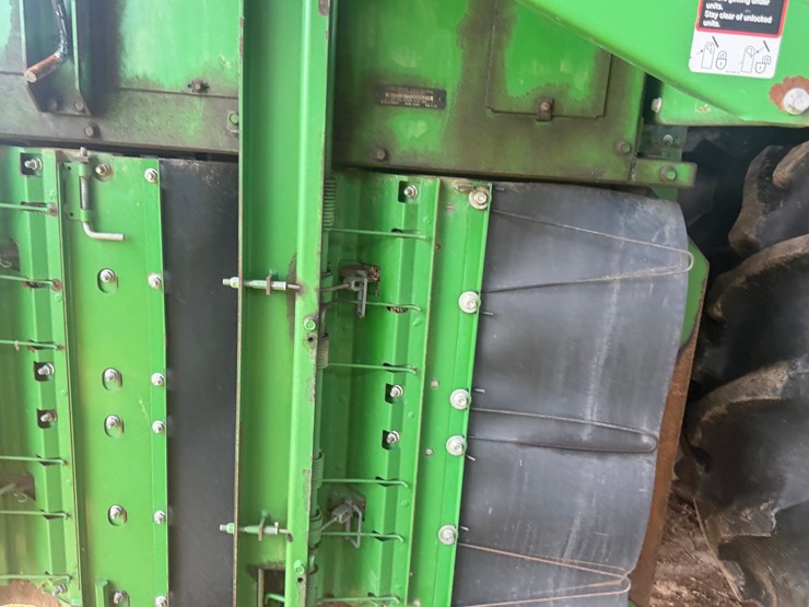 2015-john-deere-cp690-image-62