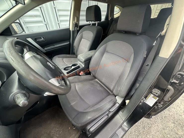 2008-nissan-rogue-s-image-10
