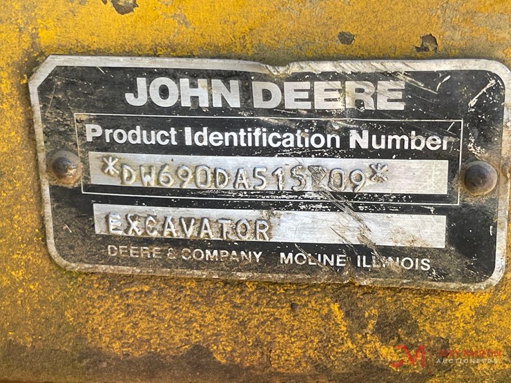 1987-deere-690d-image-27