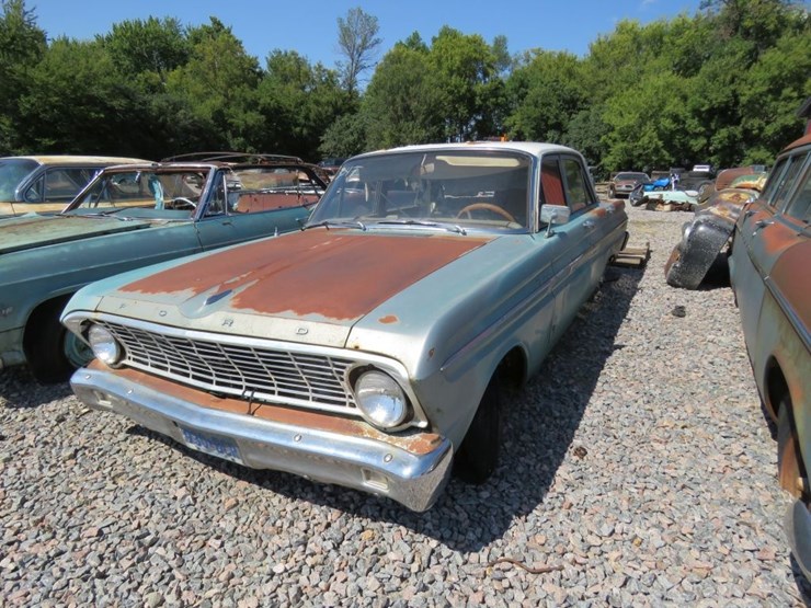 1964-ford-falcon-4dr-sedan-image-2