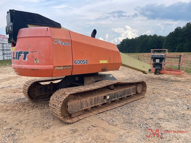 2005-jlg-600sc-image-7