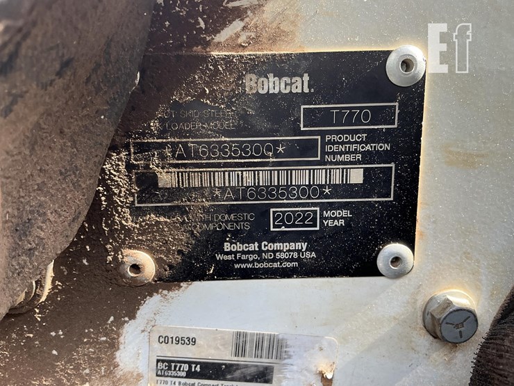 2022-bobcat-t770-image-21