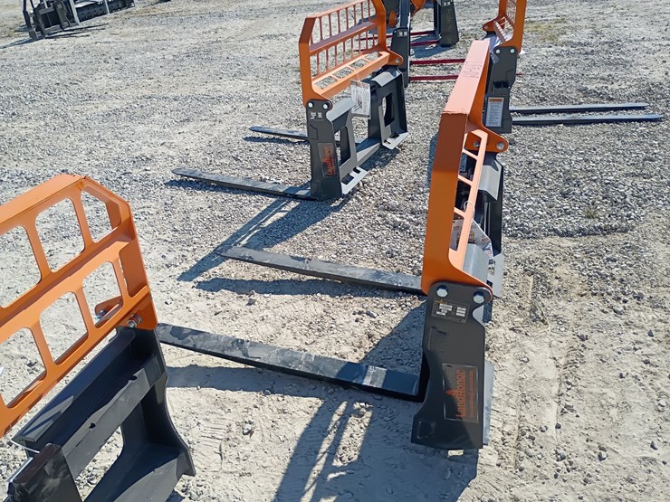 #l85-019-•-landhonor-pallet-fork-skid-steer-attachment-image-2
