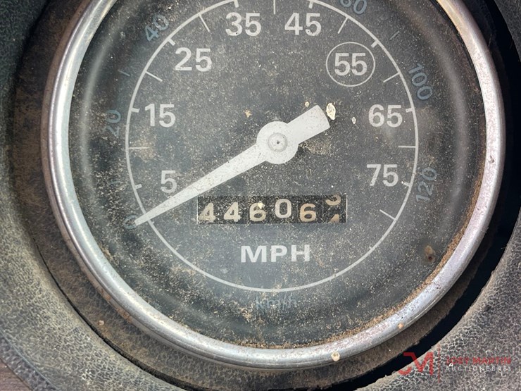 ford-8000-image-27