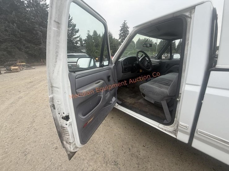 1994-ford-f150-xlt-image-26