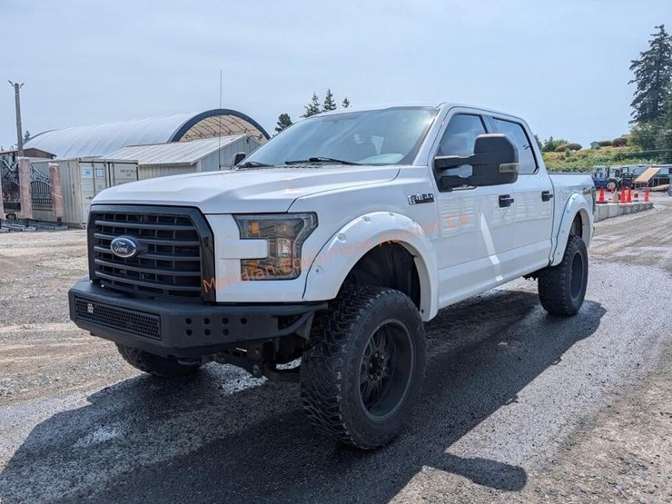 2016-ford-f150-xlt-image-2