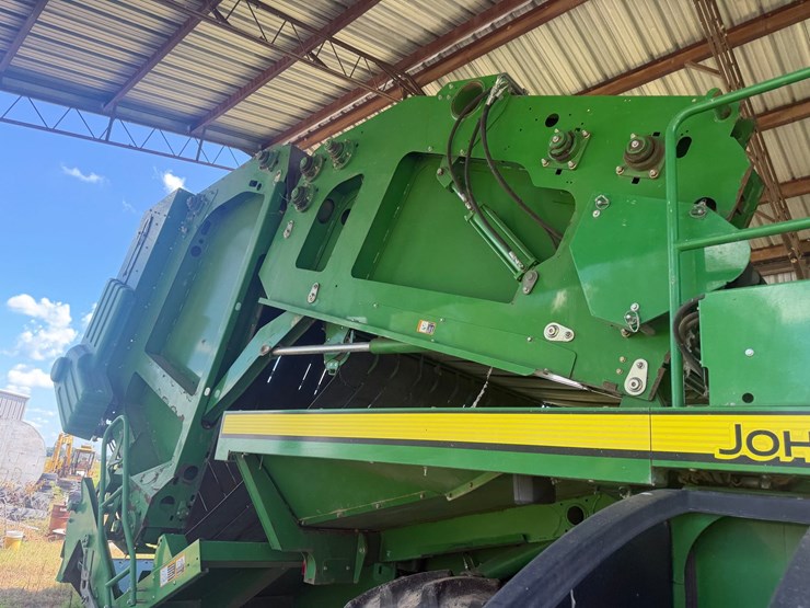 2015-john-deere-cp690-image-94