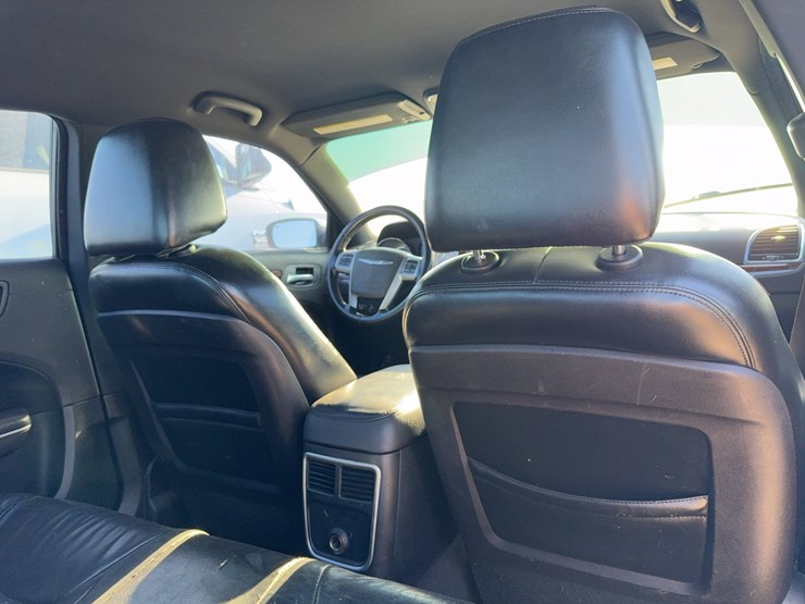 #49682-•-2012-chrysler-300-sedan-2c3ccacg8ch307925-inv#49682-image-29
