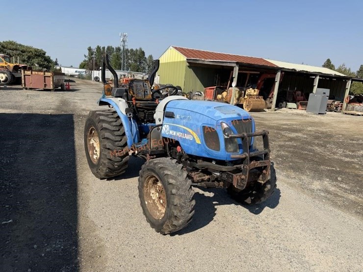 new-holland-boomer-50-image-8