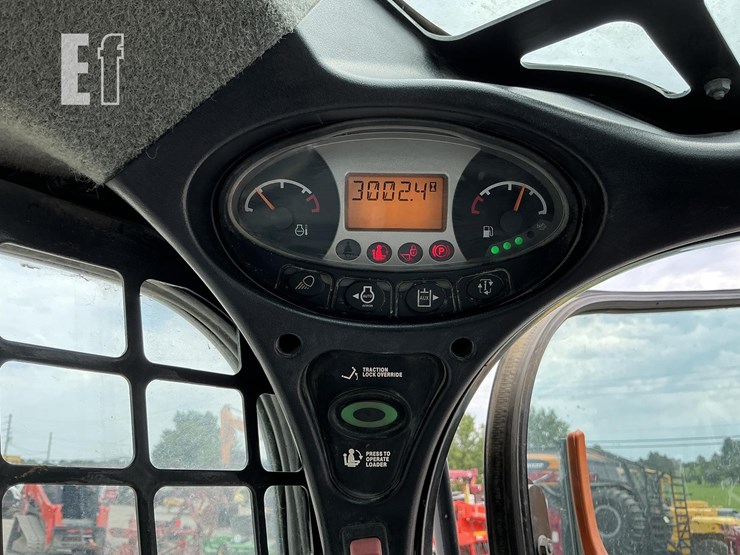 2023-bobcat-t770-image-18