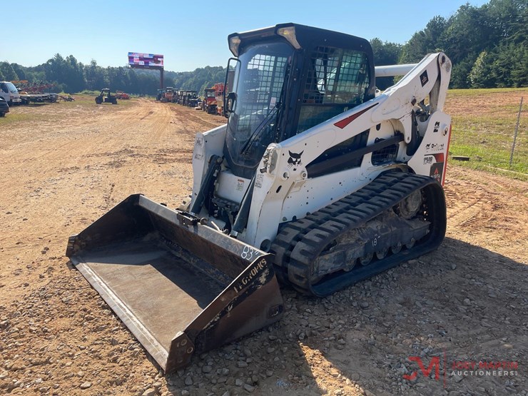 2022-bobcat-t740-image-7