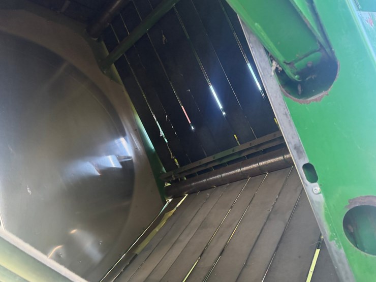 2015-john-deere-cp690-image-43