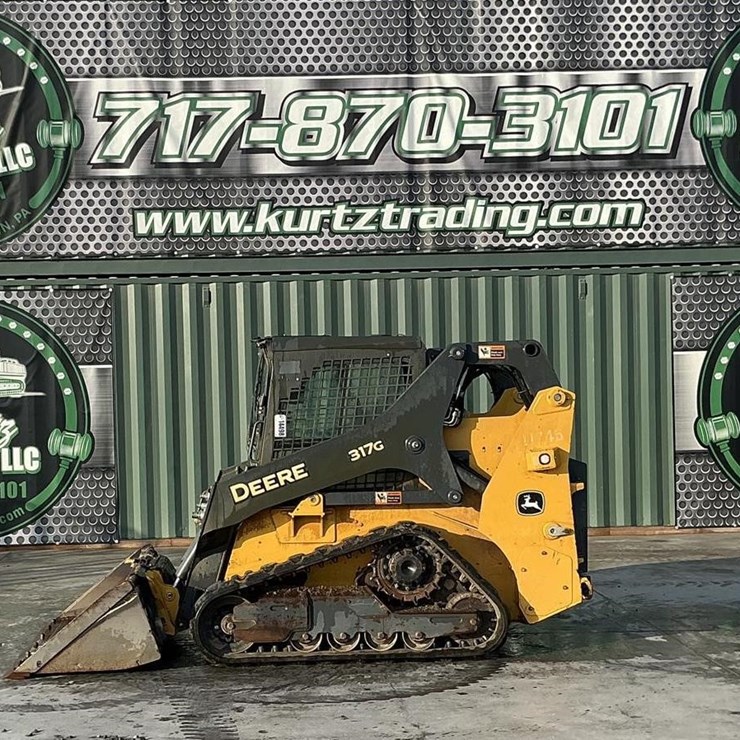 2023 DEERE 317G