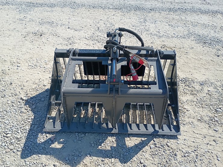 #l85-056-•-landhonor-rock-grapple-mini-skid-steer-attachment-image-1