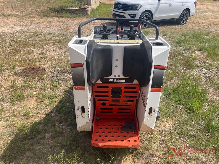 2023-bobcat-mt100-image-4