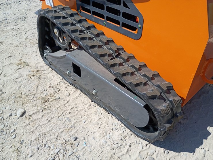 #l85-072-•-2026-landhonor-me380-mini-skid-steer-image-16