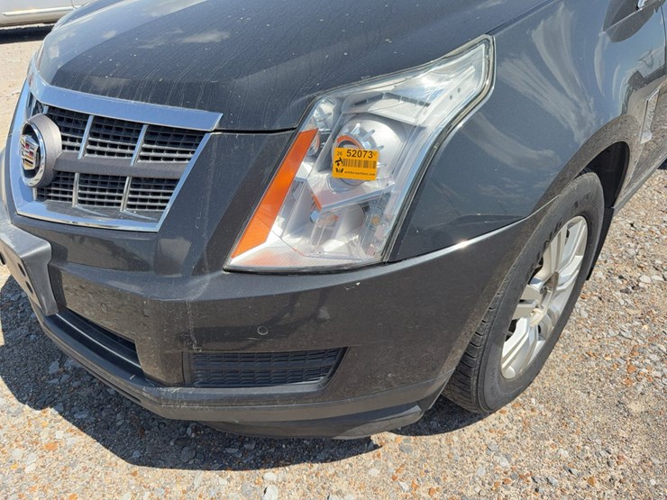2012-cadillac-srx-image-34