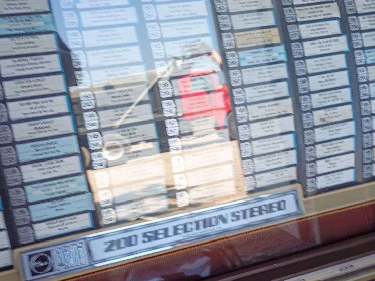 ami-200-selection-jukebox-w/-records-image-2
