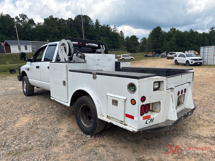 2008-dodge-ram-3500-image-3
