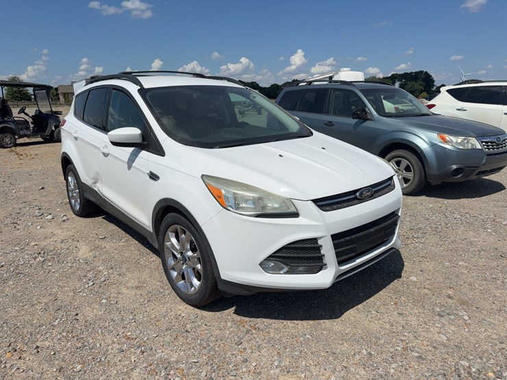2014-ford-escape-image-2