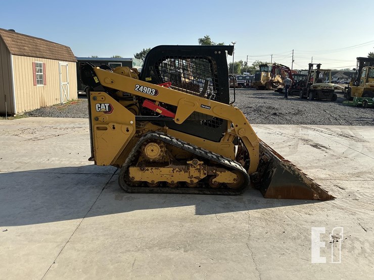 2020-caterpillar-249d3-image-5