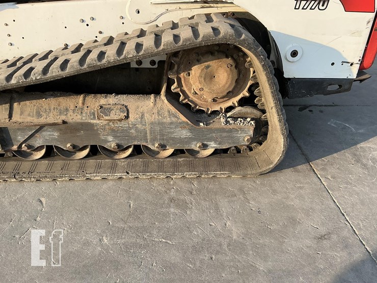 2020-bobcat-t770-image-9